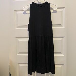 Black Sleeveless Dress